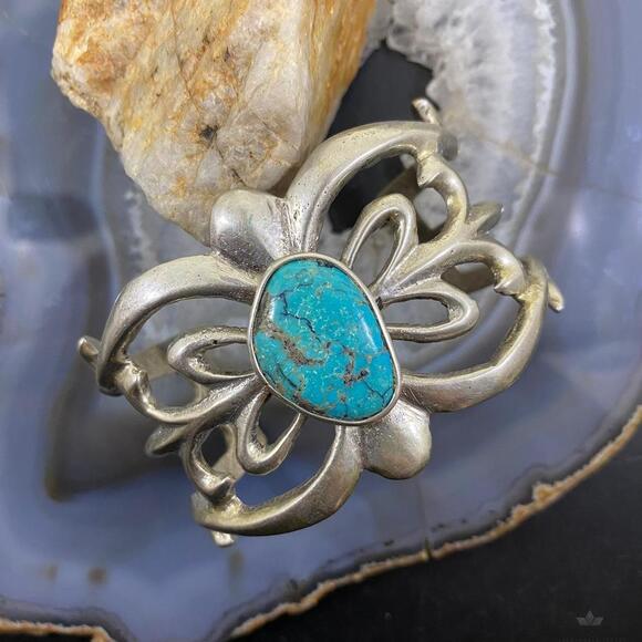 Jewelry - Vintage Native American Silver Turquoise Sandcast Bracelet For Women